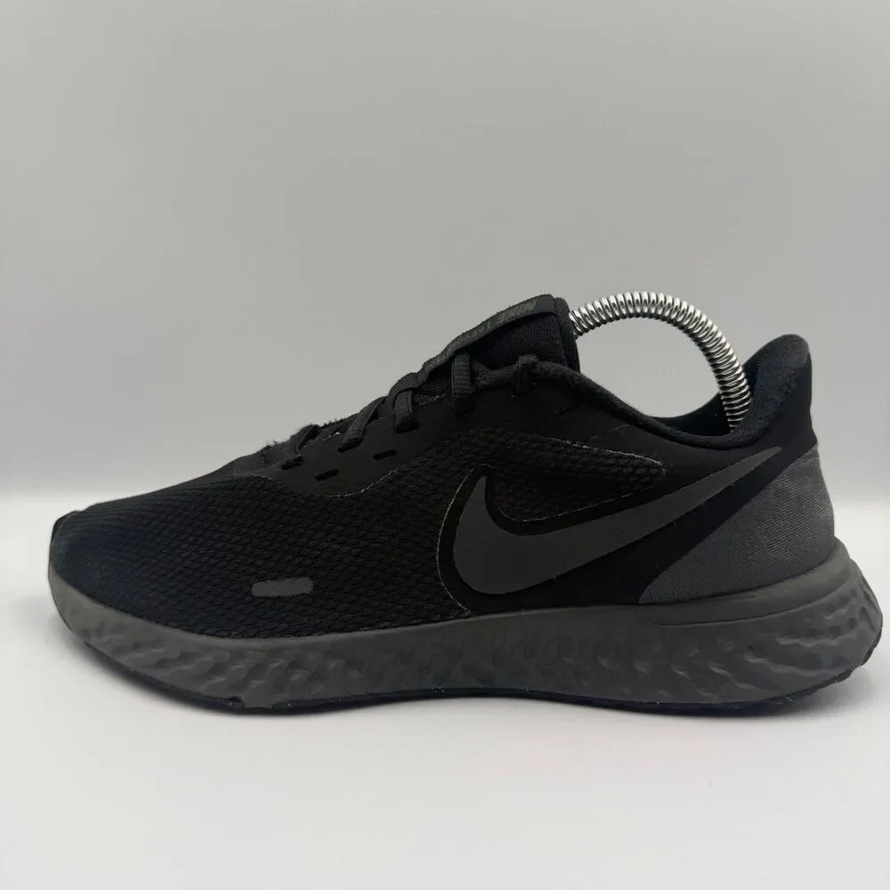 Nike Revolution 5 Mens Size 8 Black Running Shoes Sneakers BQ3204-001 Womens 9.5